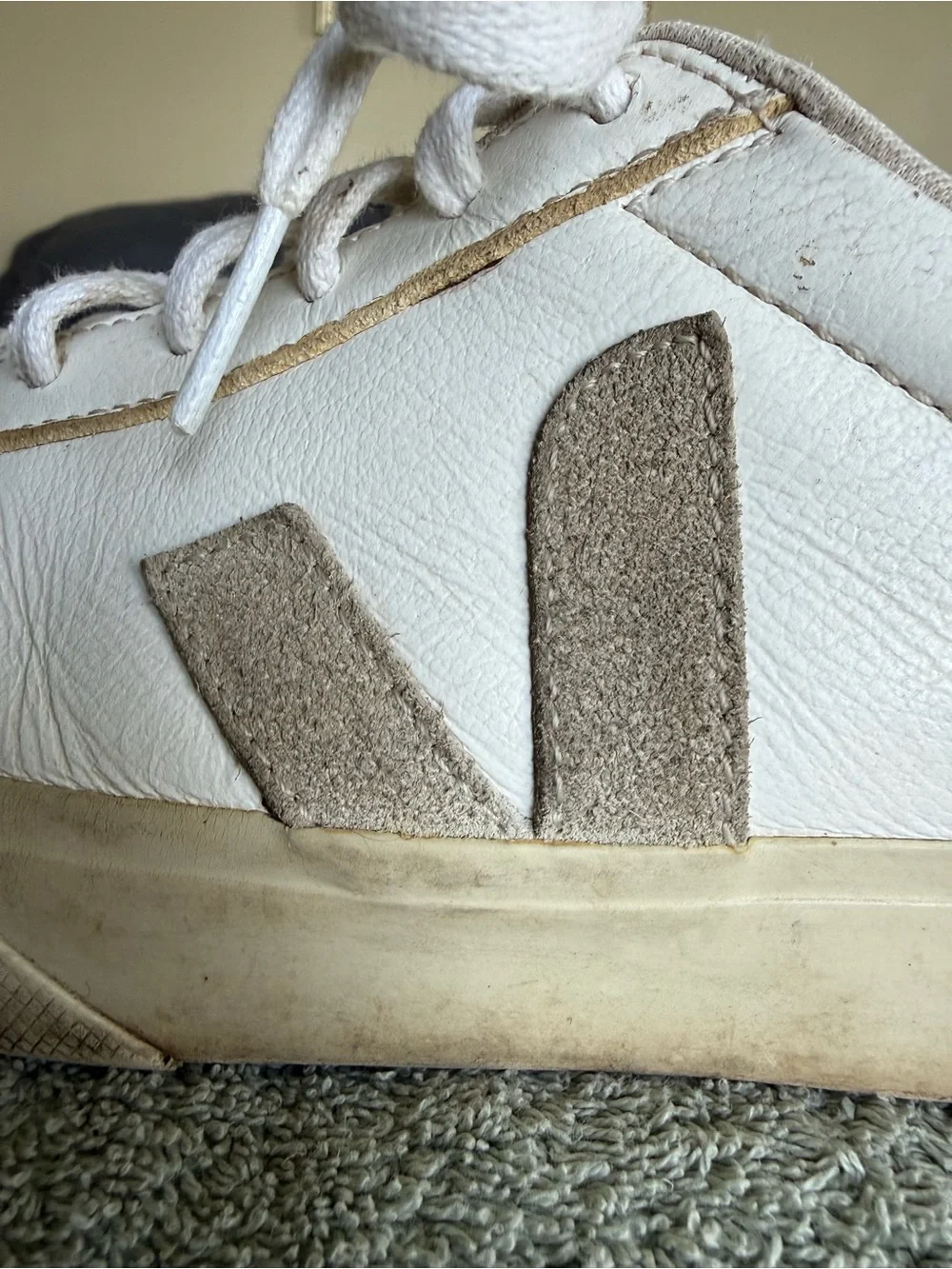 Veja Women's White Leather Sneakers with Beige Accents Size 8